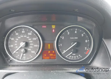 2013 BMW X1 xDrive28I z USA, uszkodzony, nr VIN WBAVL1C51DVR91399